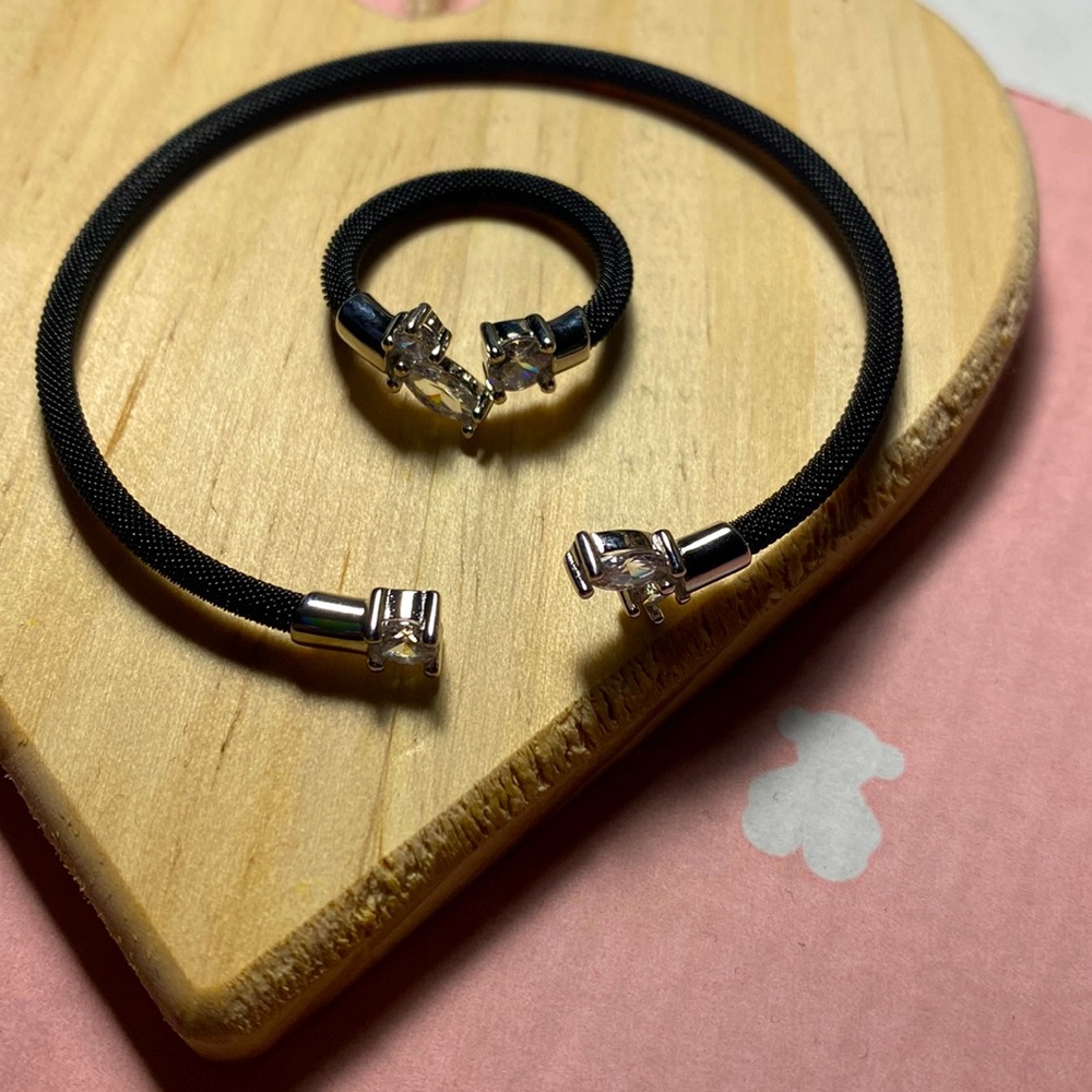Tous set of bracelet and ring mesh with stones